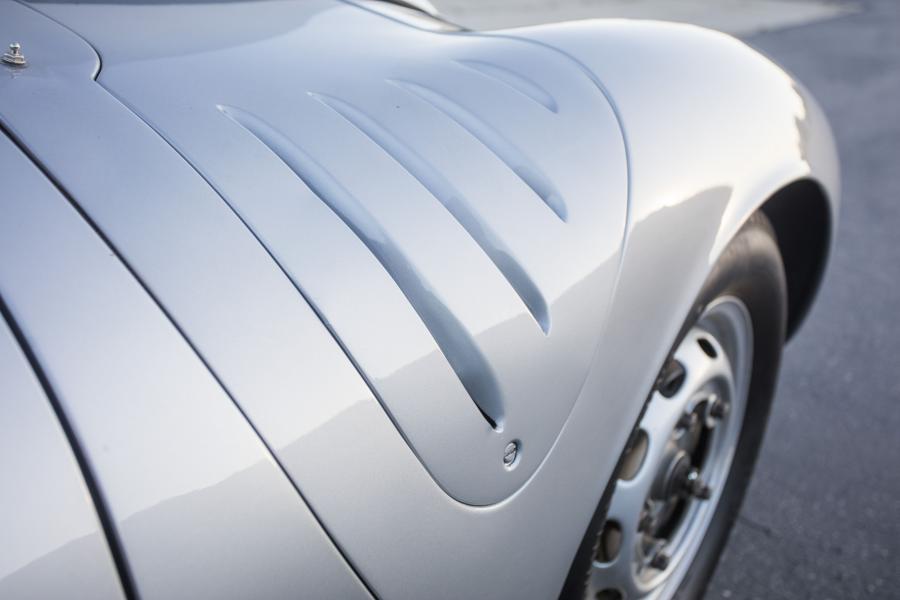 Детали экстерьера Porsche 550A Spyder 1956 года  (фото 16 из 25)